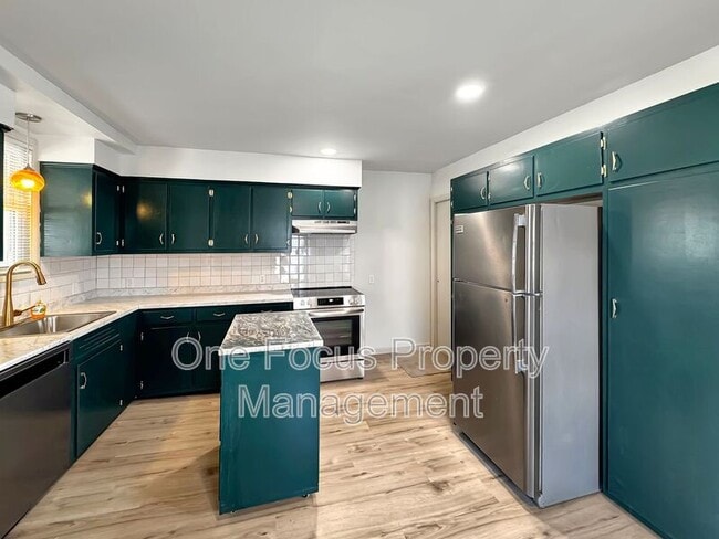 property at 2638 W 4th St