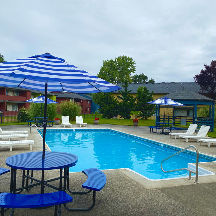 Alder Creek Apartments in Vancouver, WA - Building Photo