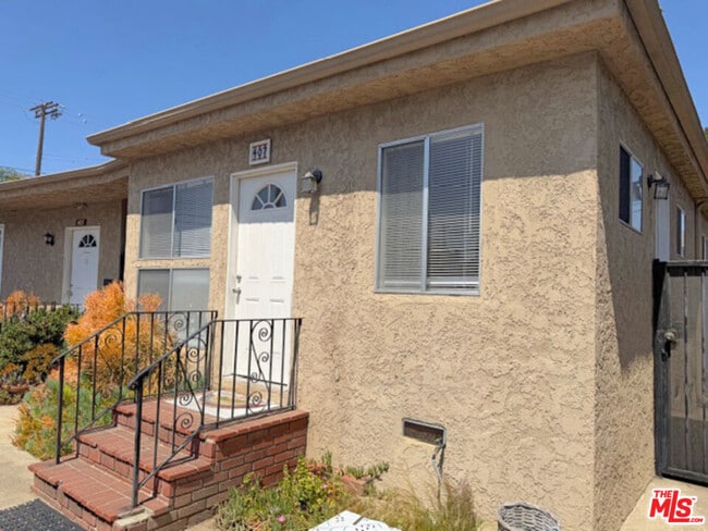 property at 407 Venice Blvd.