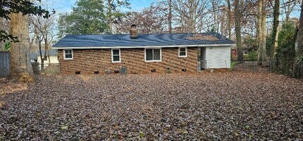 2701 Patrick Rd in Raleigh, NC - Foto de edificio - Building Photo