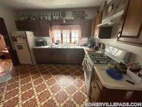 186 Powder House Blvd in Somerville, MA - Building Photo - Building Photo