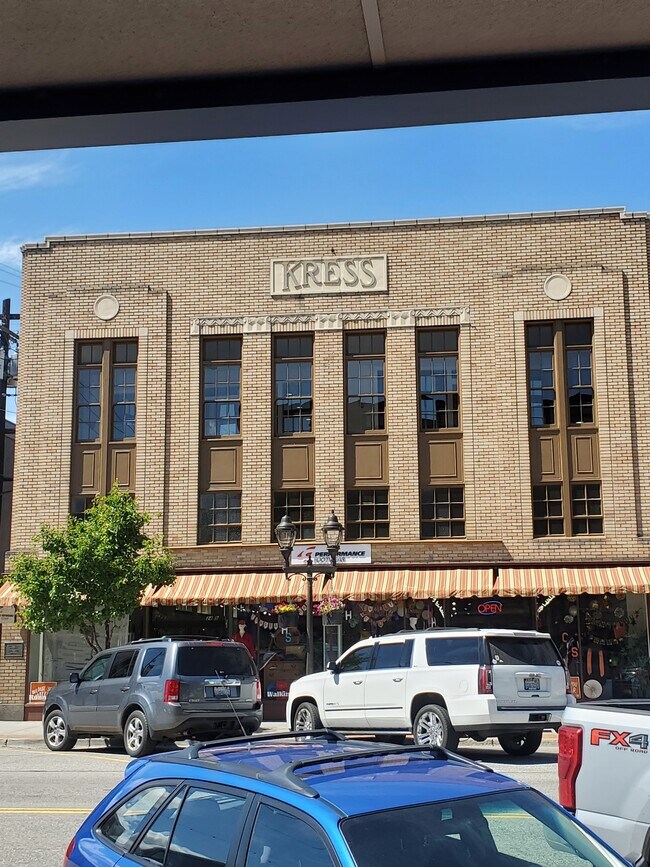 22 S Wenatchee Ave Rentals in Wenatchee, WA