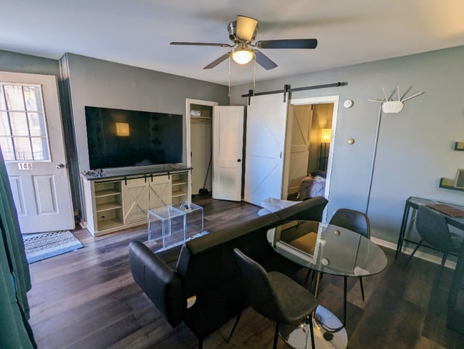 146 2nd St