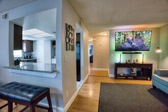 9809 Turf Way-Unit -GE in Orlando, FL - Building Photo - Building Photo