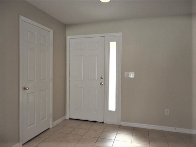 12012 Citrus Leaf Dr in Gibsonton, FL - Foto de edificio - Building Photo