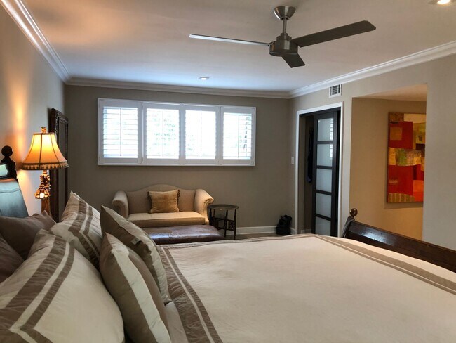 property at 339 Lakeview St