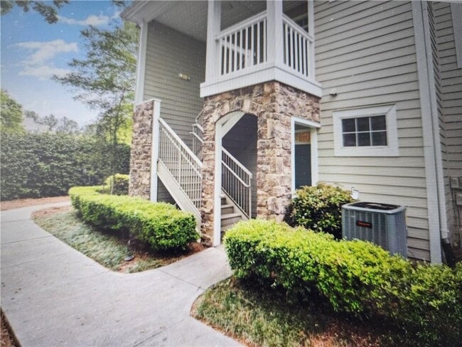 property at 232 Edinburgh Ct