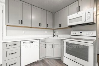 4016 S Sunrise Dr in Saratoga Springs, UT - Building Photo - Building Photo
