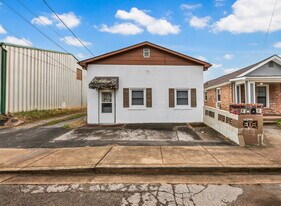510 Washington Ct in Clarksville, TN - Building Photo