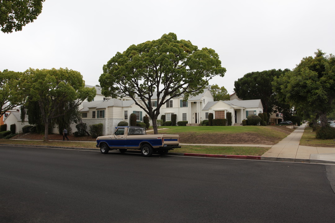 960 10th St in Santa Monica, CA - Building Photo