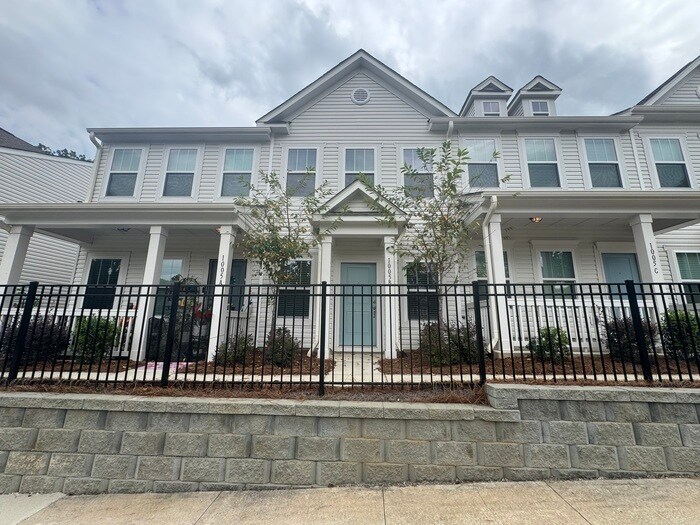 1005 Pine St in Mooresville, NC - Building Photo