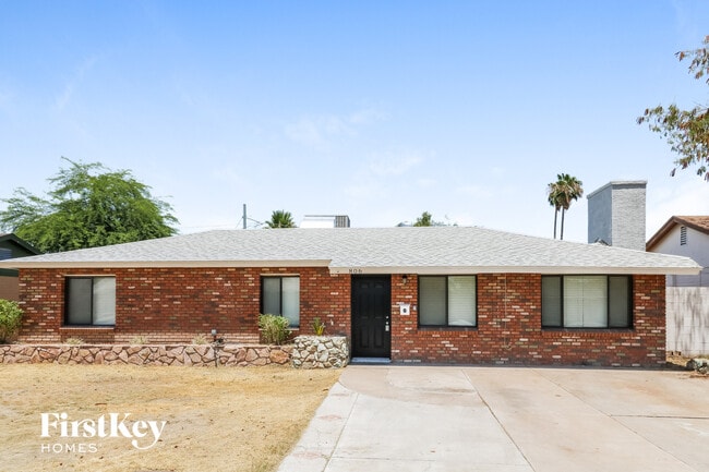 property at 806 E El Caminito Dr