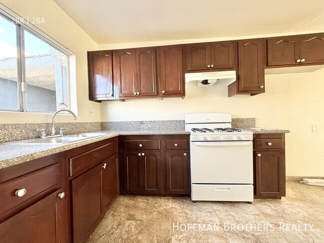 12001 Allegheny St in Los Angeles, CA - Building Photo - Building Photo