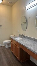 1615 Palcio Real Dr in Houston, TX - Building Photo - Building Photo