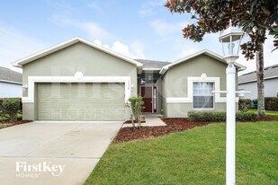 5658 Forest Ridge Dr in Winter Haven, FL - Building Photo