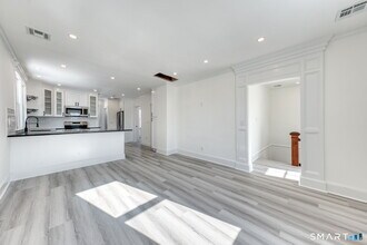 44 Wallace Row in Wallingford, CT - Building Photo - Building Photo