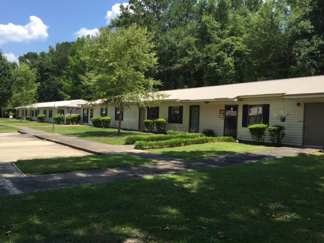 Westhaven Apartments in Millry, AL - Foto de edificio