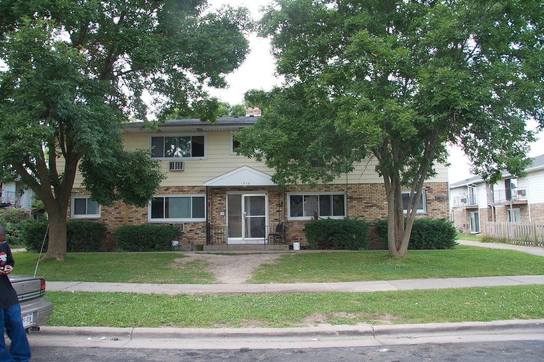 1710-1712 Onsgard Rd in Madison, WI - Foto de edificio