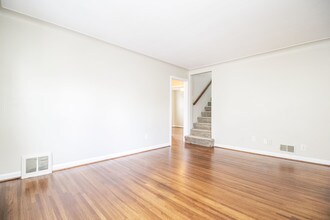 2125 Loxley Rd in Toledo, OH - Building Photo - Building Photo