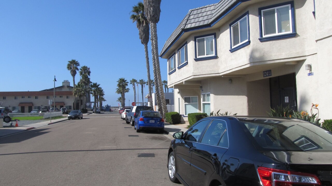 124 Elder in Imperial Beach, CA - Building Photo