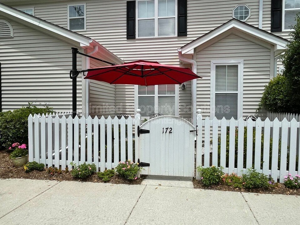 5813 Wrightsville Ave in Wilmington, NC - Building Photo