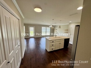 117 Brattleboro Ct in Dothan, AL - Building Photo - Building Photo