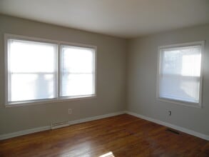 2151 Cypress Dr in Lexington, KY - Building Photo - Building Photo