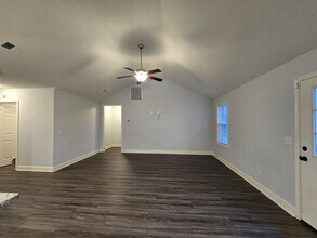 982 Westfield Ct in Sumter, SC - Building Photo - Building Photo