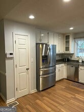 68 Lancaster Way in Newnan, GA - Building Photo - Building Photo