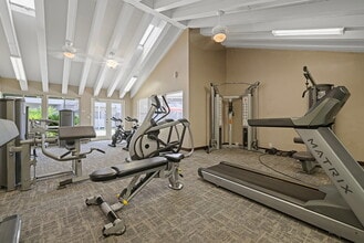 Shadow Point in Spring Valley, CA - Building Photo - Building Photo