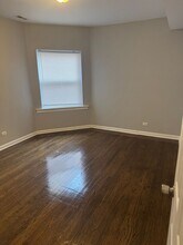 8234 S Maryland Ave in Chicago, IL - Building Photo - Building Photo