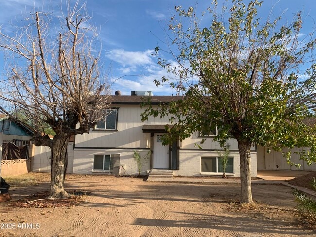 4525 E Alta Vista Rd