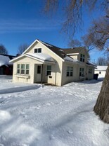 910-919 9th Ave in Granite Falls, MN - Building Photo
