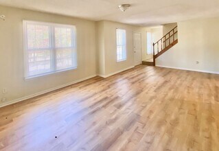 201 Chadford Rd in Irmo, SC - Building Photo - Building Photo