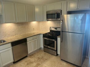130 Tulip Tree Dr in St. Charles, MO - Building Photo - Building Photo