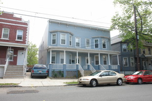 170-172 1st St Apartments