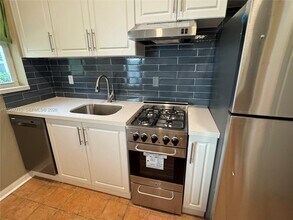 725 NE 91st St in Miami Shores, FL - Building Photo - Building Photo