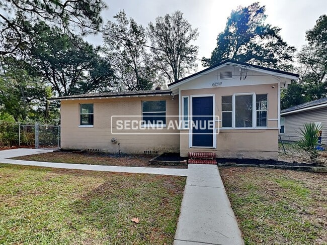 property at 1584 W 27th St