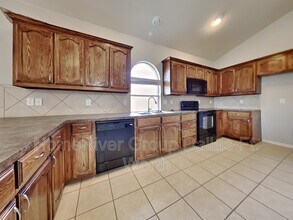 4005 Martinsburg Dr in Fort Worth, TX - Building Photo - Building Photo