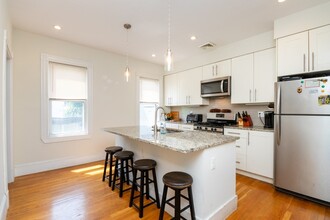 28 Thornley St in Boston, MA - Building Photo - Building Photo