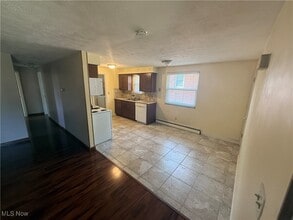 122 Rosemont Ave in Youngstown, OH - Building Photo - Building Photo