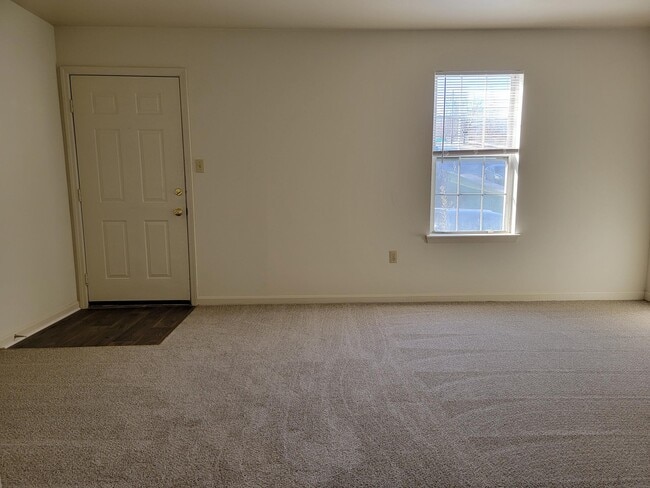 94 Westpointe Ln in Ephrata, PA - Foto de edificio - Building Photo