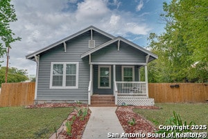 1145 W Summit Ave. in San Antonio, TX - Building Photo - Building Photo