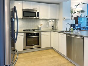 1 Hawthorne St in San Francisco, CA - Building Photo - Building Photo