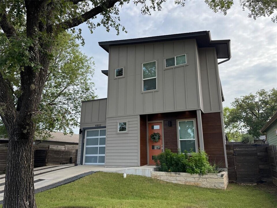 4802 Santa Anna St in Austin, TX - Building Photo