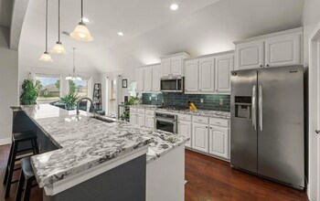 17609 Sunburst Ct in Edmond, OK - Building Photo - Building Photo