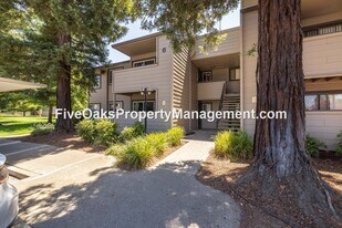 3715 Tallyho Dr in Sacramento, CA - Building Photo