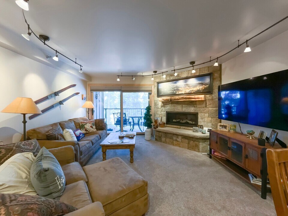 530 S French St in Breckenridge, CO - Foto de edificio