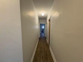 2754 W Giddings St, Unit 1 in Chicago, IL - Building Photo - Building Photo
