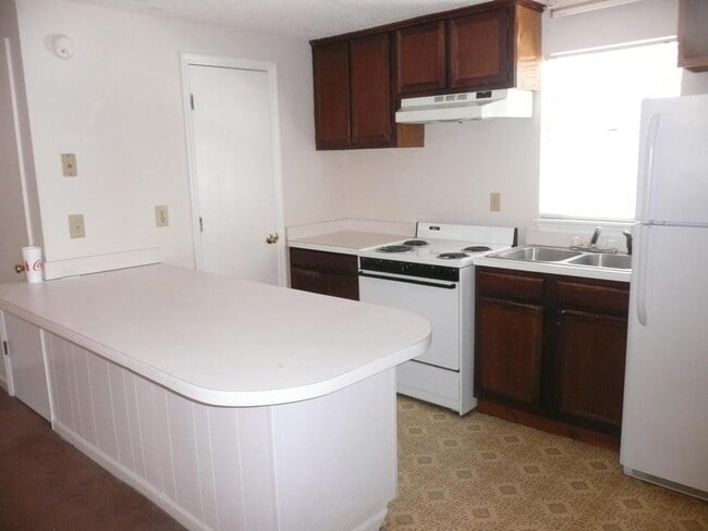 545 Farrell St in Moncks Corner, SC - Building Photo - Building Photo